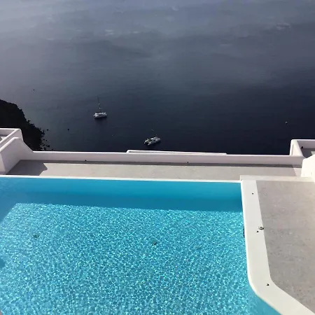 Hotel Magnifique Suites 4*